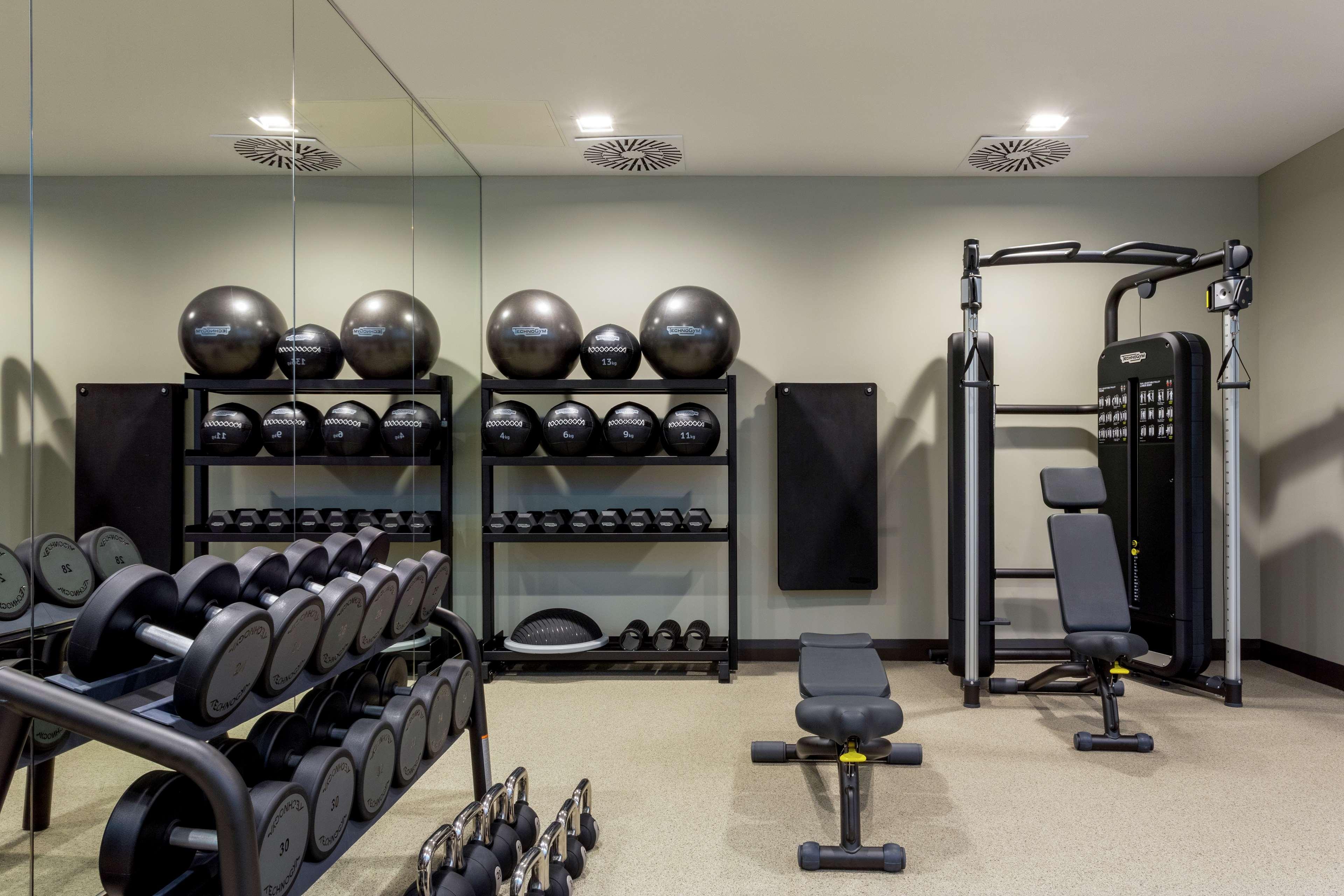 Hilton Aberdeen Teca Екстериор снимка
