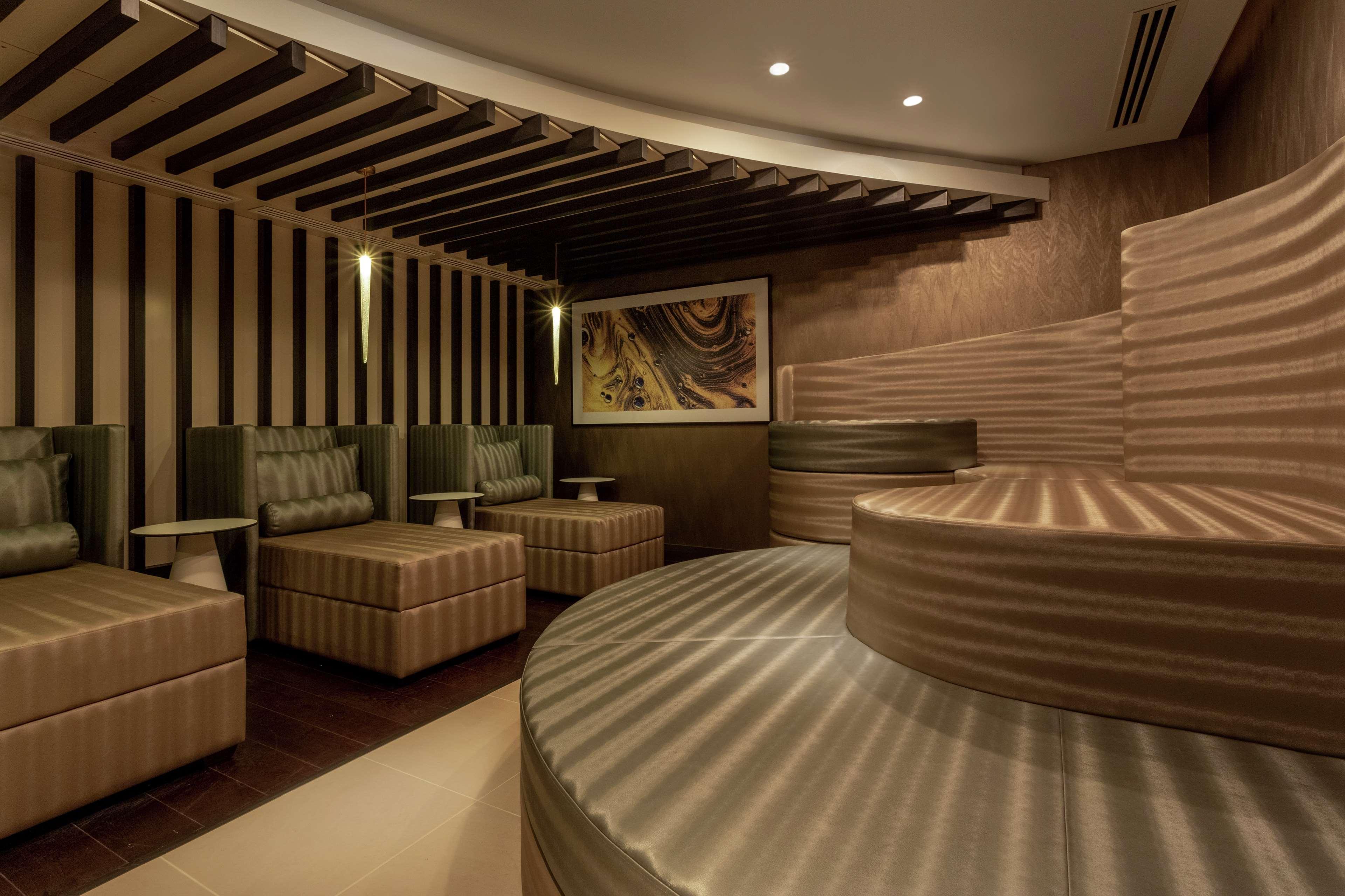 Hilton Aberdeen Teca Екстериор снимка