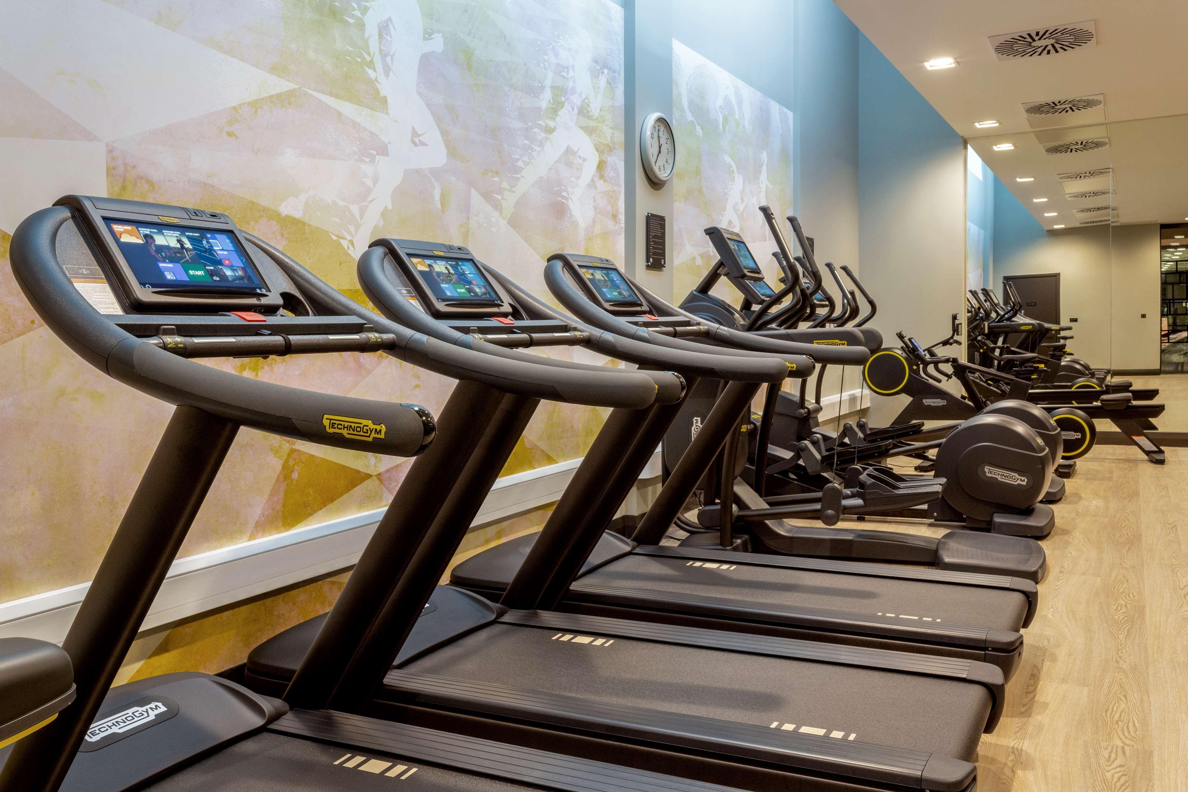 Hilton Aberdeen Teca Екстериор снимка