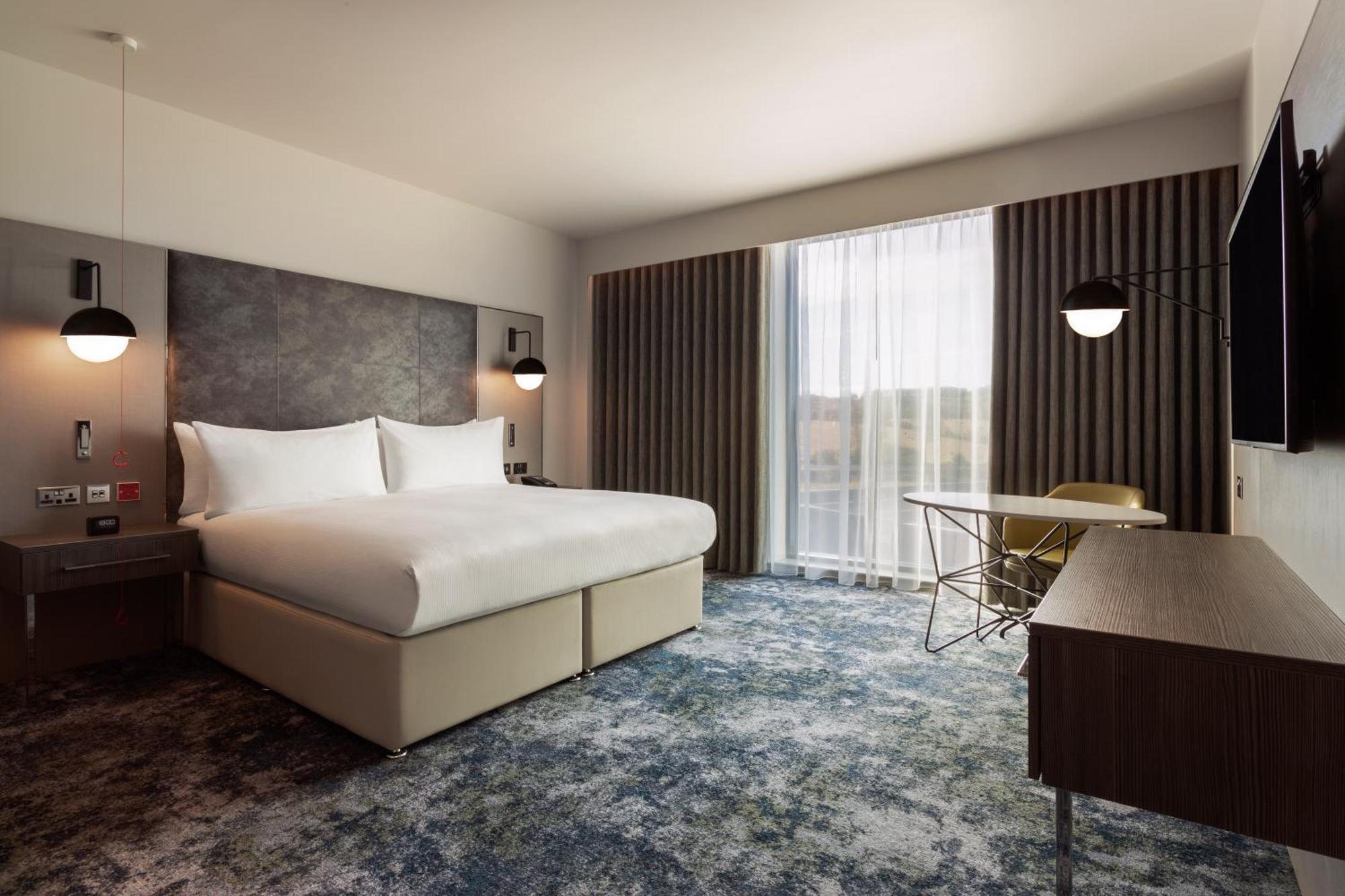 Hilton Aberdeen Teca Екстериор снимка