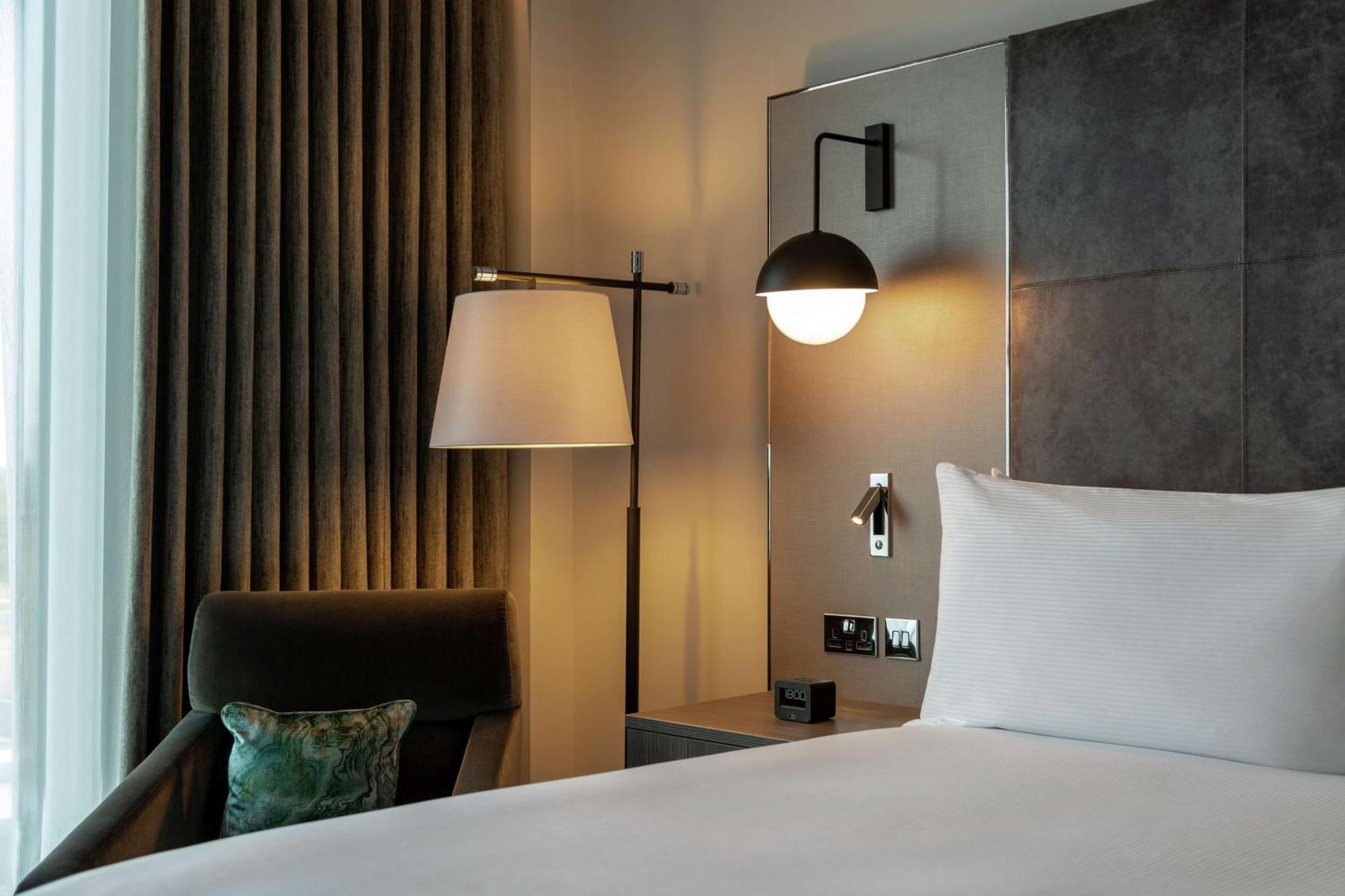 Hilton Aberdeen Teca Екстериор снимка