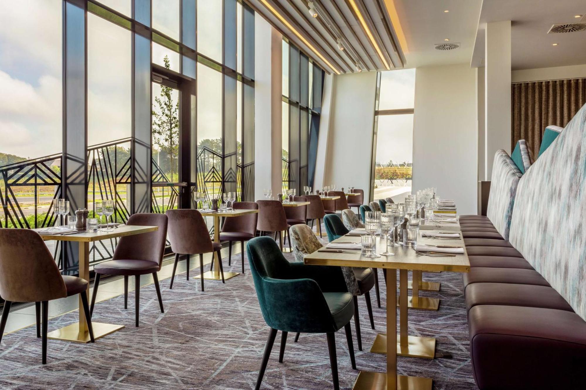Hilton Aberdeen Teca Екстериор снимка
