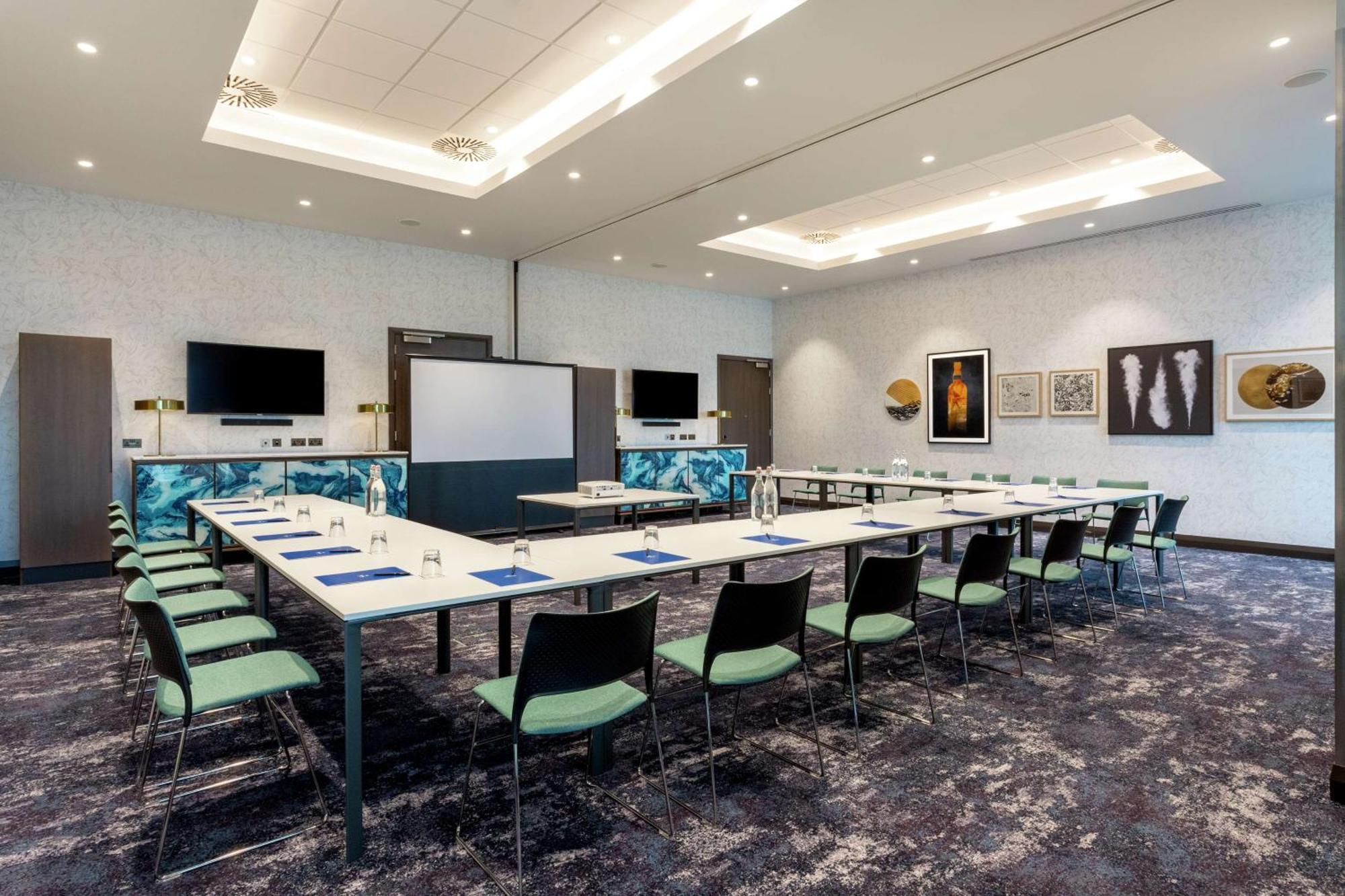 Hilton Aberdeen Teca Екстериор снимка